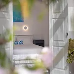 Villa Stylish Cycladic Family With Private Gardens - Botanica *