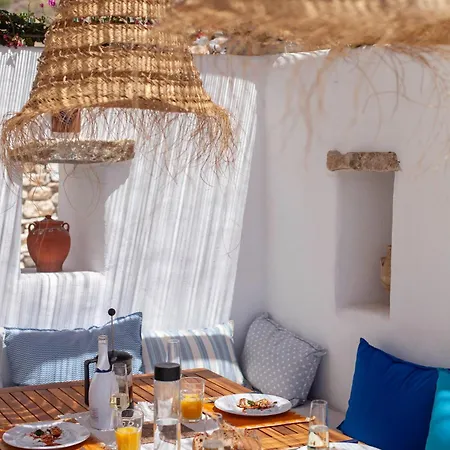 Cycladic Family And Gardens 'villa Botanica' Parikia (Paros)